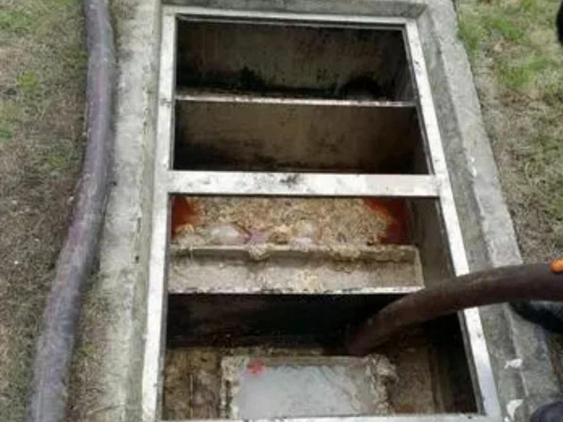 南郊隔油池清理